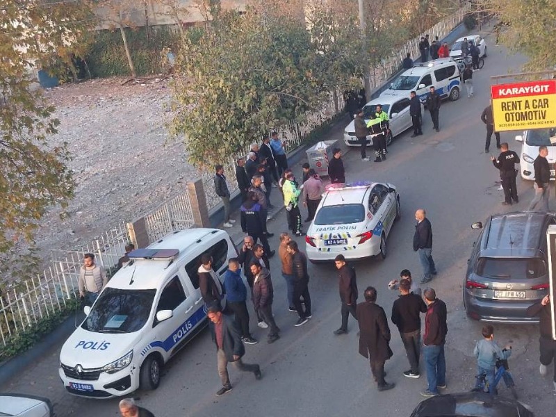 Kahta'da Çıkan Silahlı Kavgada 2'si Ağır 5 Kişi Yaralandı - Videolu Haber