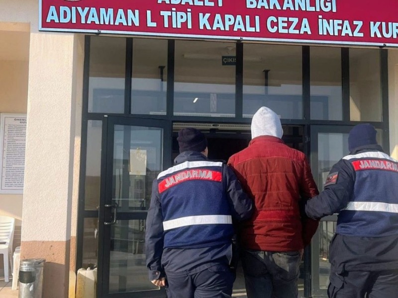Adıyaman'da kesinleşmiş hapis cezası bulunan 2 kişi yakalandı