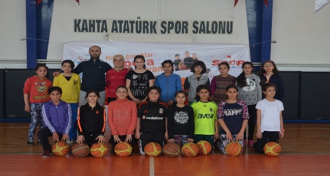 Kahta'da “Yaz Spor Okulu” açıldı