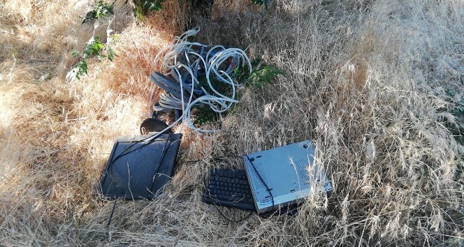 Hasancık Köyünde Elektrik direğinden kablo çalarken yakalandı