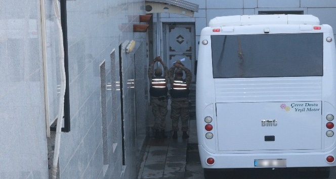 Adıyaman’da teröristlere yardım ve yataklık suçlamasıyla 5 Kişi Gözaltına alındı