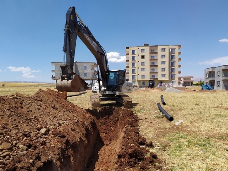 Kahta’da Girne,Turgut Özal ve Camii Mahallerin Kanalizasyon Sorunu Çözülüyor