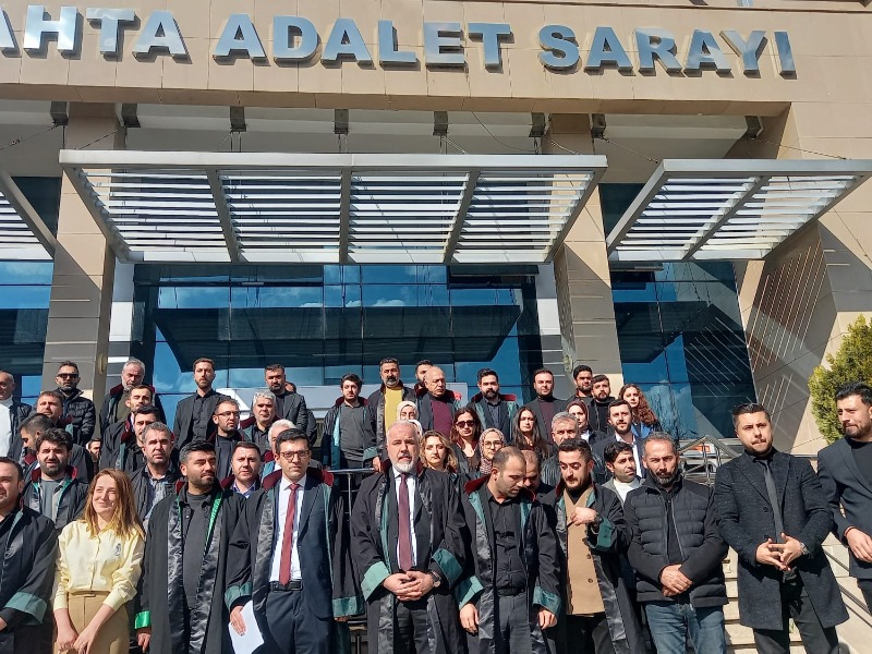 Kahta'da Adaletin Önünde Engel İddiası