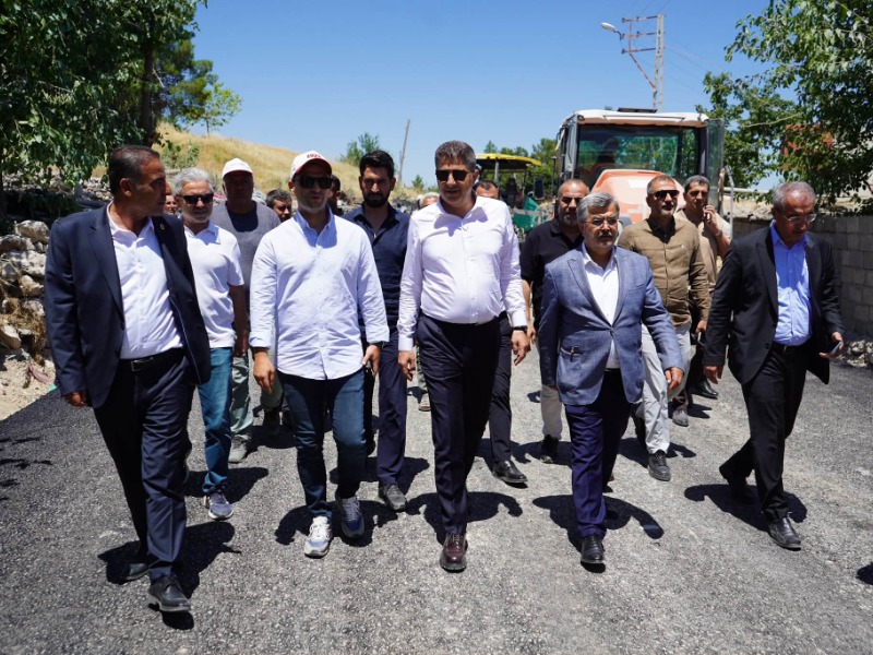 İshak Şan'dan Kahta Çıkarması İlk Durak Millet Bahçesi